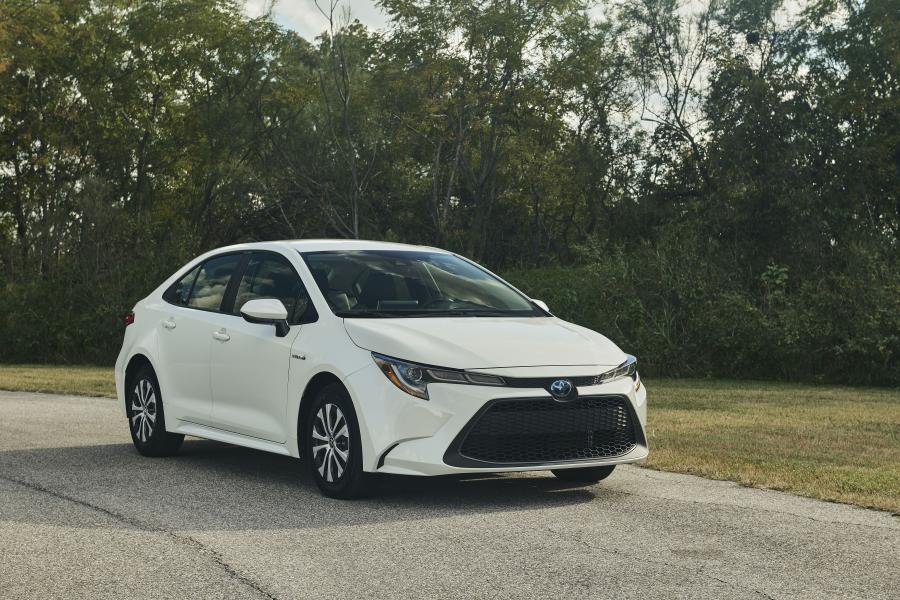  Toyota Corolla LE Hybrid Sedan 2019 года  (NA) (фото 1 из 50)